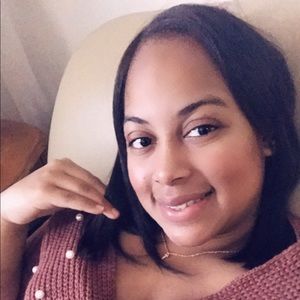 Meet your Posher, Indira